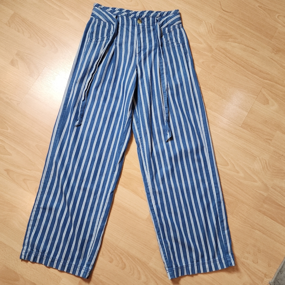 American Eagle 2 Long Blue Stripe Wide Leg Belted Pants Lyocell Chambray Drape